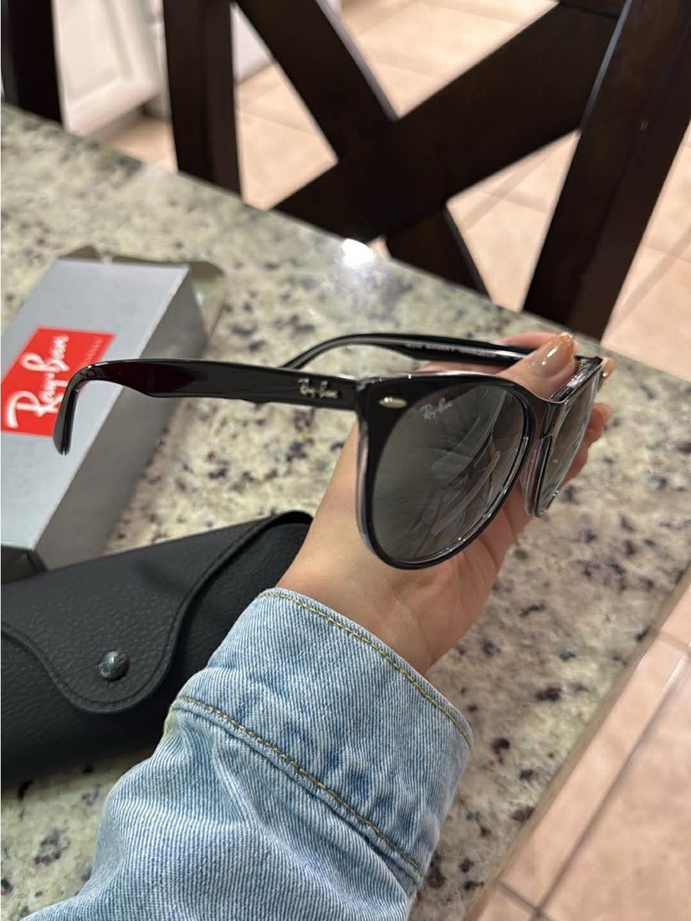 Ray Ban Wayfarer II Sunglasses - Picture 4 of 5